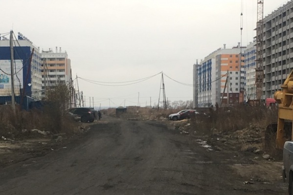 Дорожники заасфальтируют улицу 2-я Эльтонская (на участке от улицы Трашутина) Дорожники заасфальтируют улицу 2-я Эльтонская (на участке от улицы Трашутина)