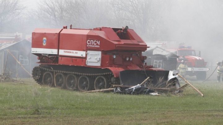 На борьбу с ландшафтными пожарами в Ростовской области выпустят танк