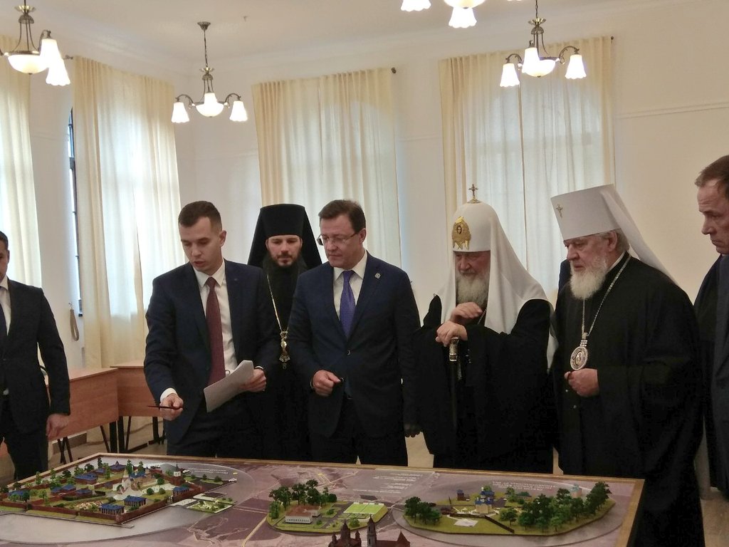 Предстоятелю показали проект создания паломнического центра на территории села Ташла Предстоятелю показали проект создания паломнического центра на территории села Ташла