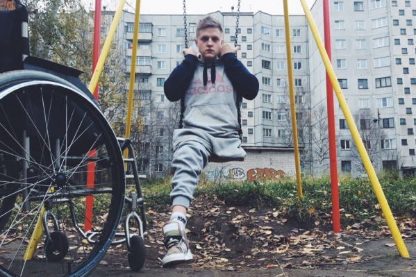 Сейчас у Сергея 1,4 миллиона подписчиков в Instagram Сейчас у Сергея 1,4 миллиона подписчиков в Instagram