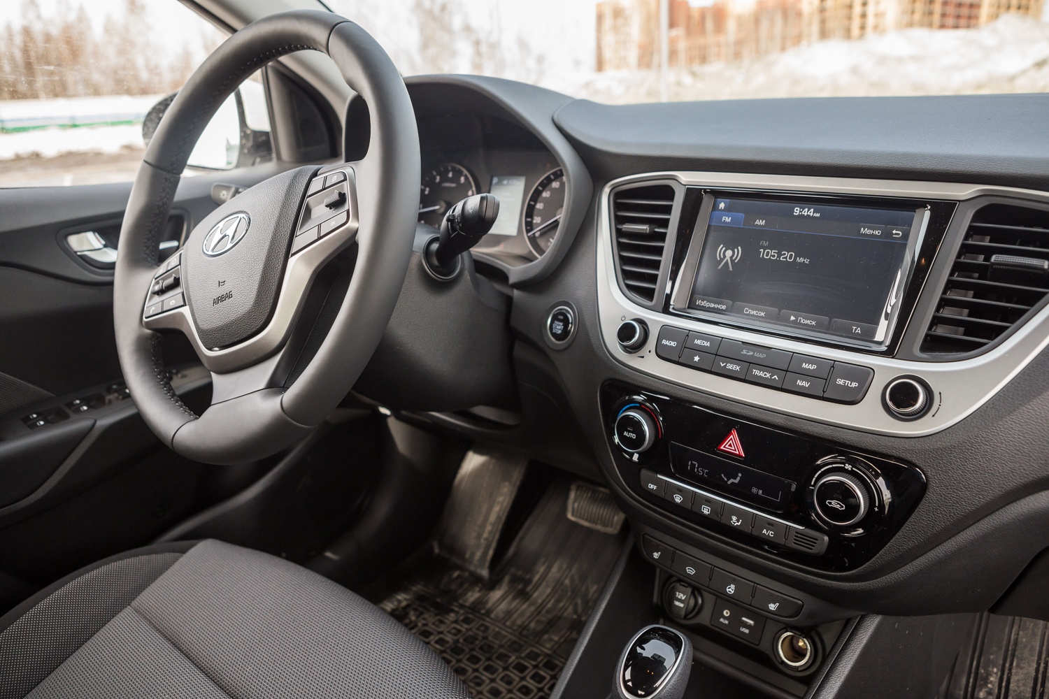 Салон Hyundai Solaris Салон Hyundai Solaris
