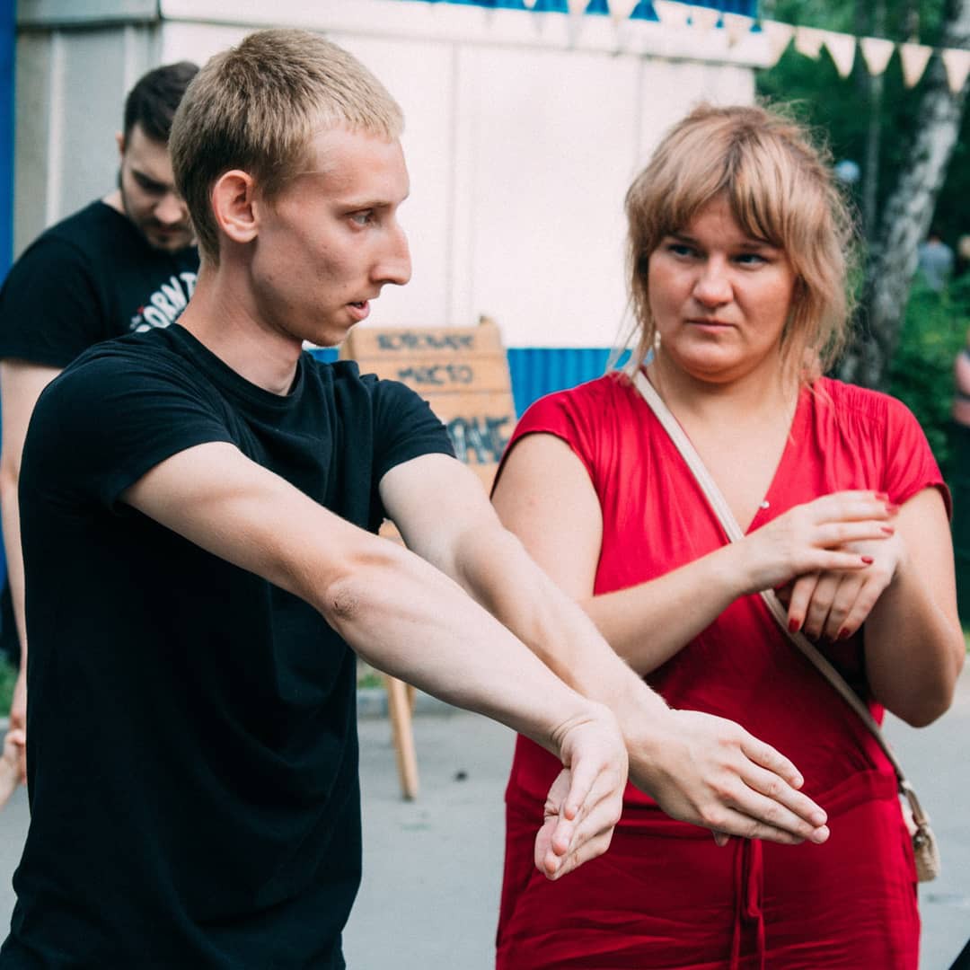 Егор на бесплатном занятии по тектонику Егор на бесплатном занятии по тектонику