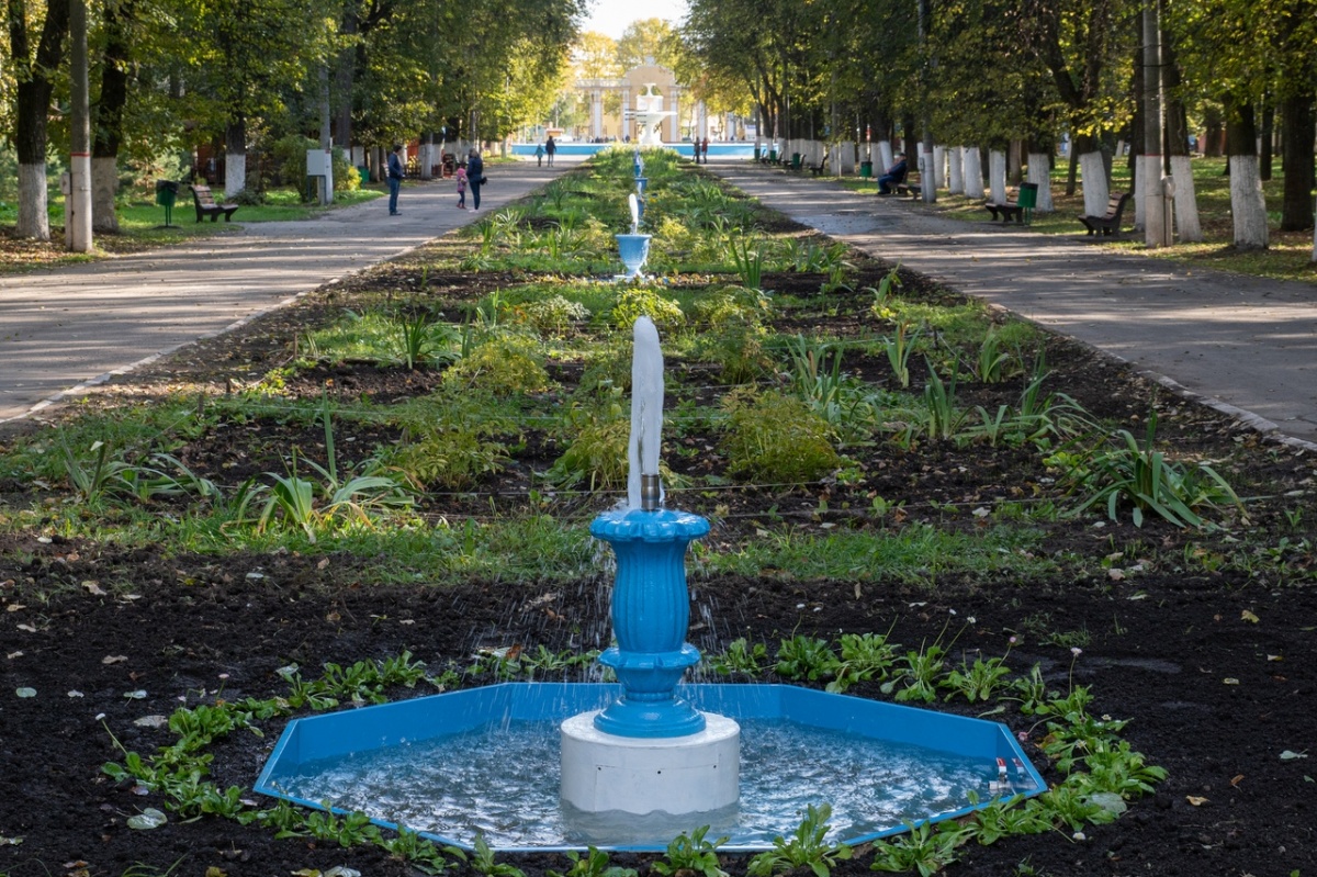 Автозаводский парк аллея фонтанов