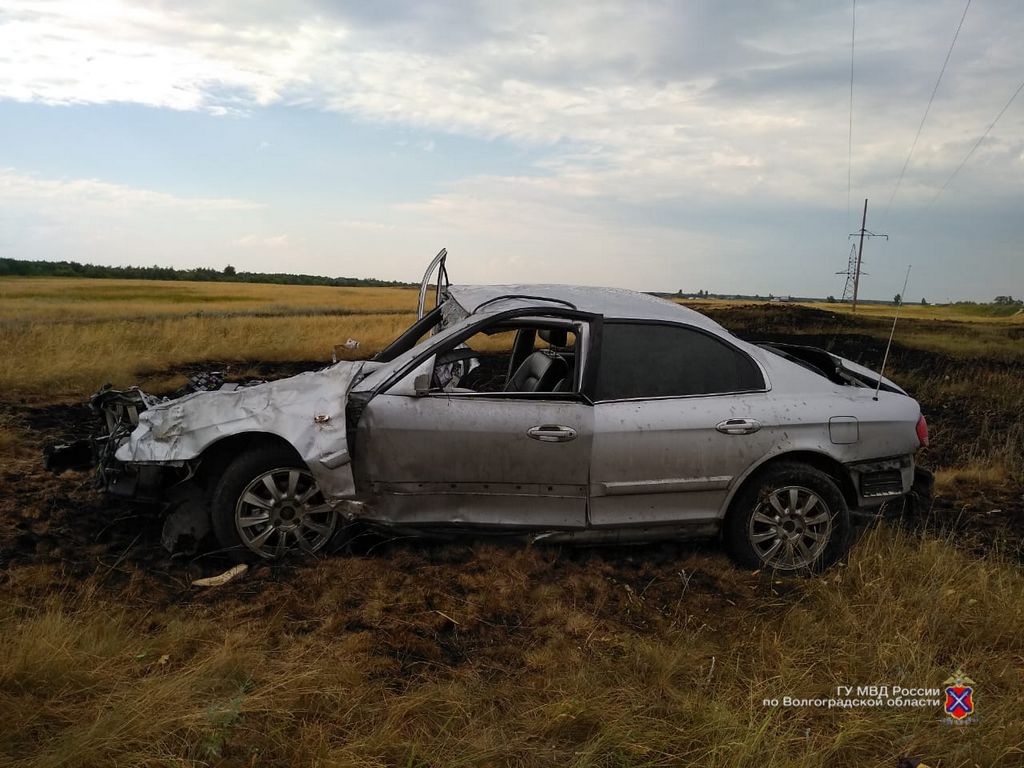 Погода в волгоградская область еланский. Авария в Еланском районе Волгоградской области. Происшествия в Волгоградской обл Еланский район. Происшествия в Еланском районе Волгоградской области. Авария в Елани Волгоградской.