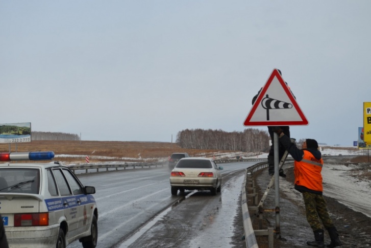 По данным ГИБДД, авария произошла в Уярском  30 декабря