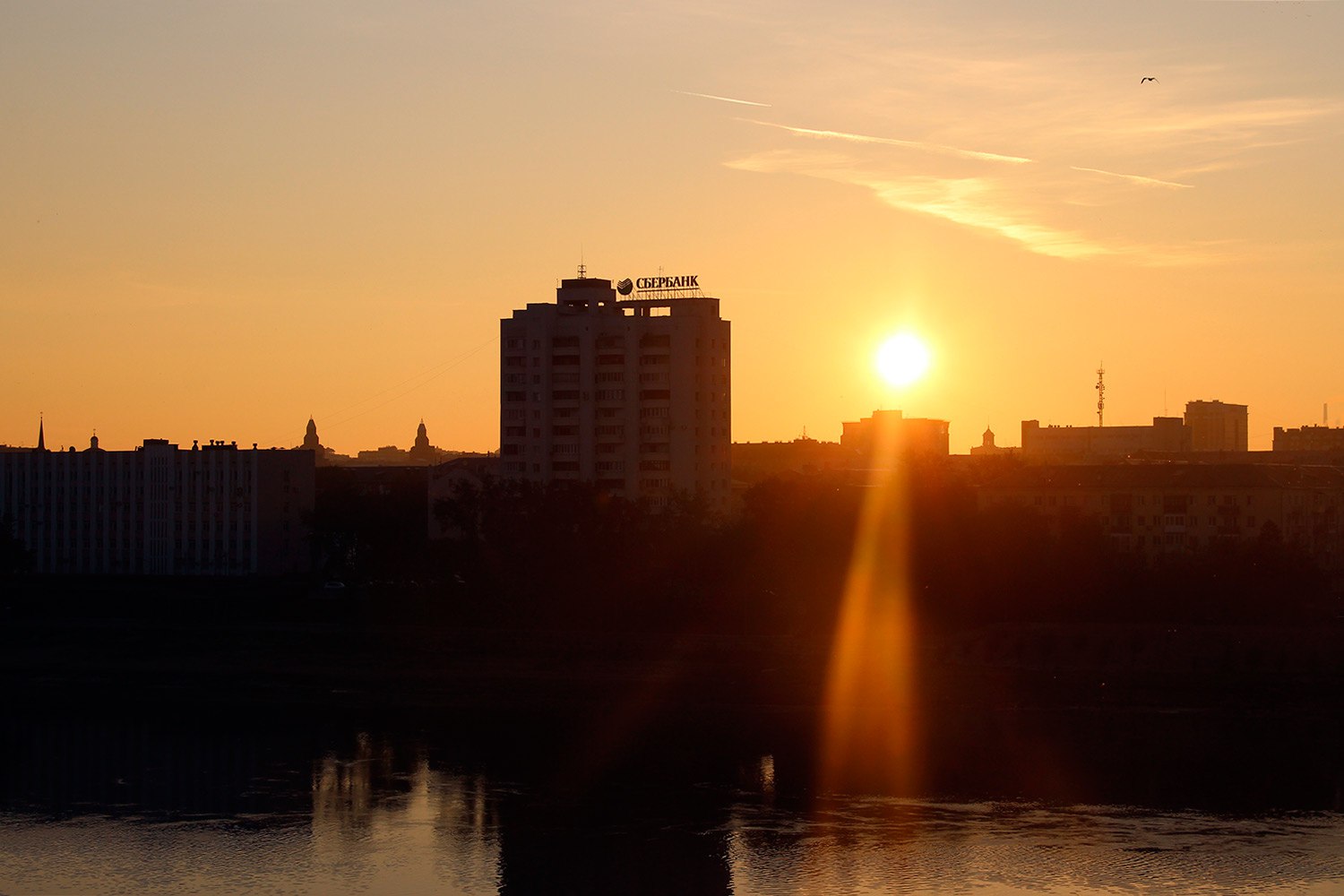 С добрым утром, Омск: любуемся рассветами в 14 городах страны