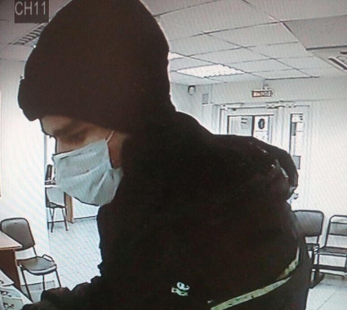 Преступника успели снять камеры видеонаблюдения Преступника успели снять камеры видеонаблюдения