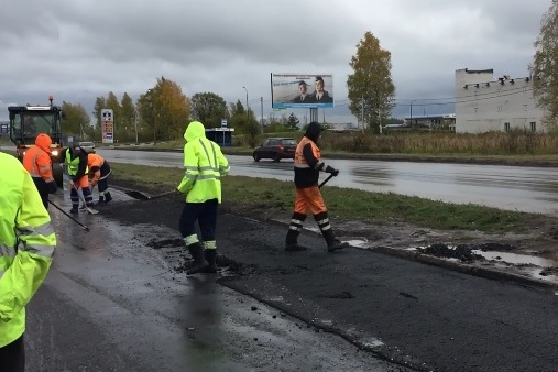 Так сегодня работали на Промышленном шоссе Так сегодня работали на Промышленном шоссе 