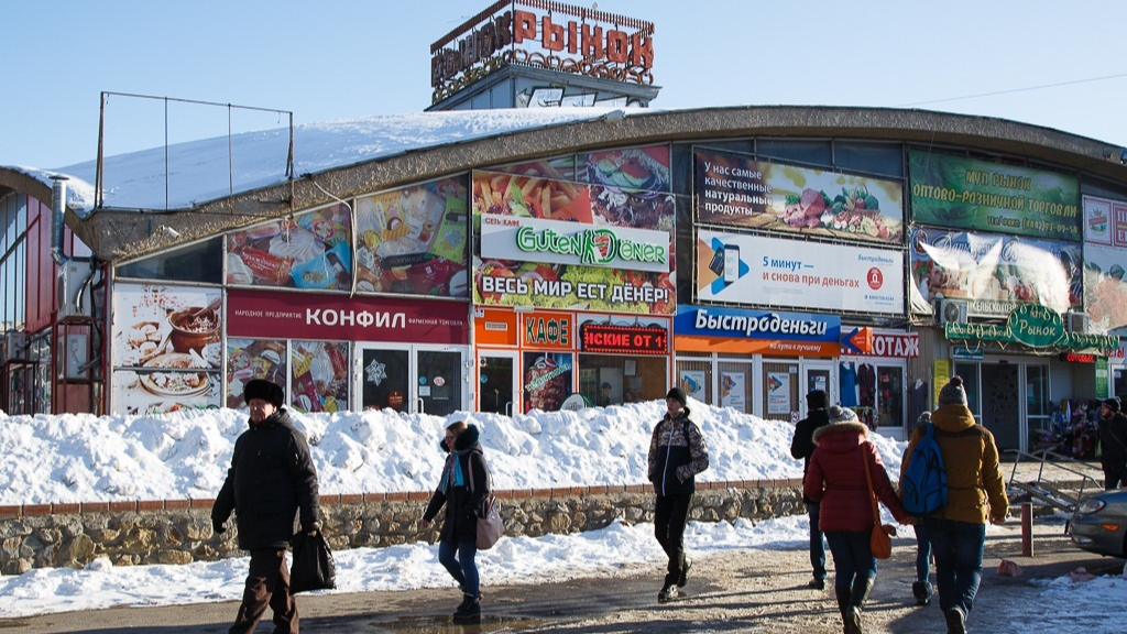 В Волгоградской области на 70 000 человек приходится один рынок