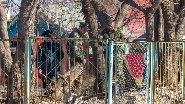 «Мы слышали хлопки»: в Самарской области неизвестные обстреляли школу