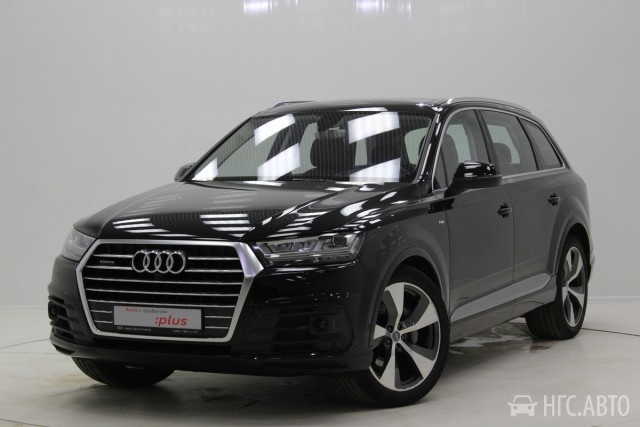 Флагманский Audi Q7 Флагманский Audi Q7
