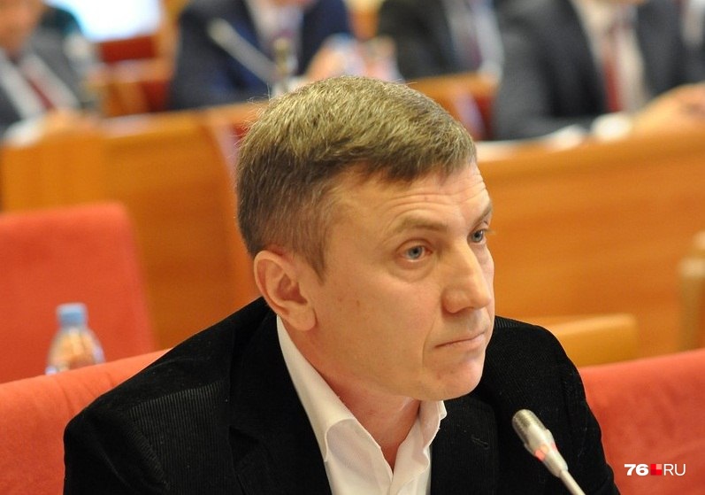 Ярославского депутата избили в подъезде: Сергей Балабаев попал в больницу