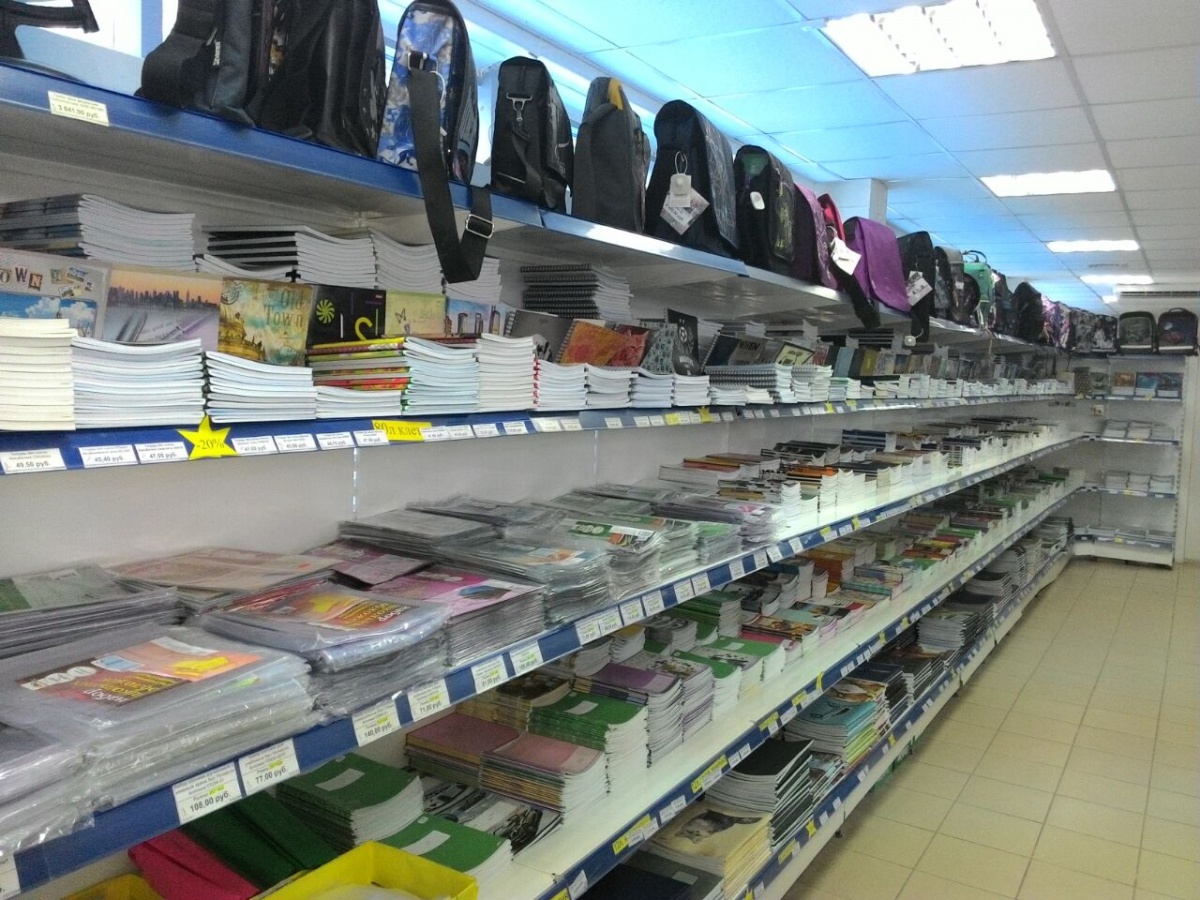 В разгар подготовки к школе в магазинах «Бухгалтер» дарят скидку 20 % на все тетради