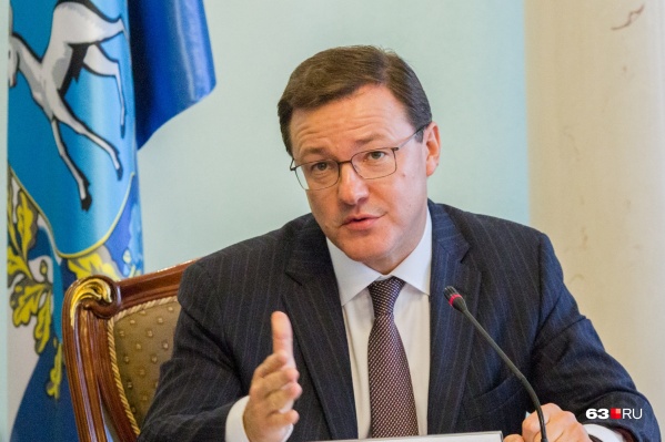 Азаров завершает замену министров Азаров завершает замену министров