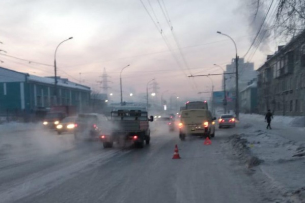 Пешеход попал под колёса на нерегулируемом переходе Пешеход попал под колёса на нерегулируемом переходе