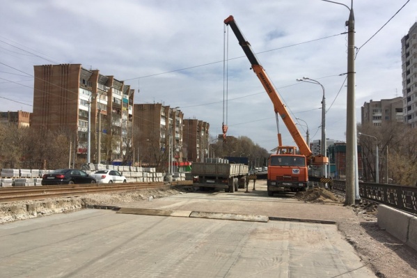Капитальный ремонт Заводского шоссе завершат до 31 октября<br> Капитальный ремонт Заводского шоссе завершат до 31 октября<br>