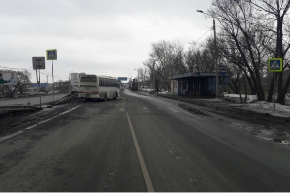 Дедушку сбили на пешеходном переходе на выезде из Челябинска Дедушку сбили на пешеходном переходе на выезде из Челябинска