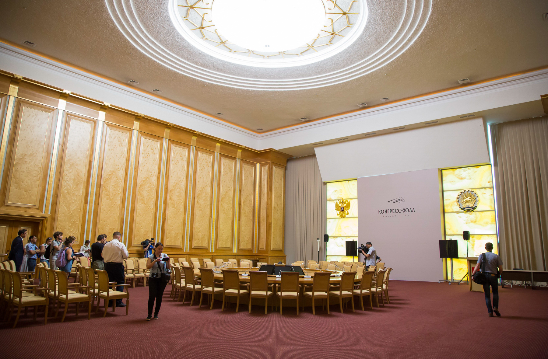 К ШОС и БРИКС в здании оборудовали порядка 30 залов для встреч и переговоров