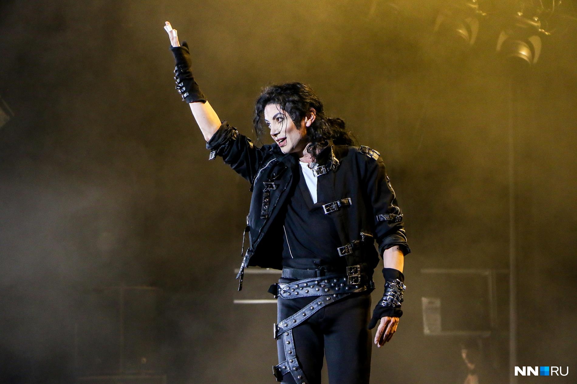 Michael jackson на русском. Последний концерт Майкла Джексона 2009. Michael Jackson концерт.