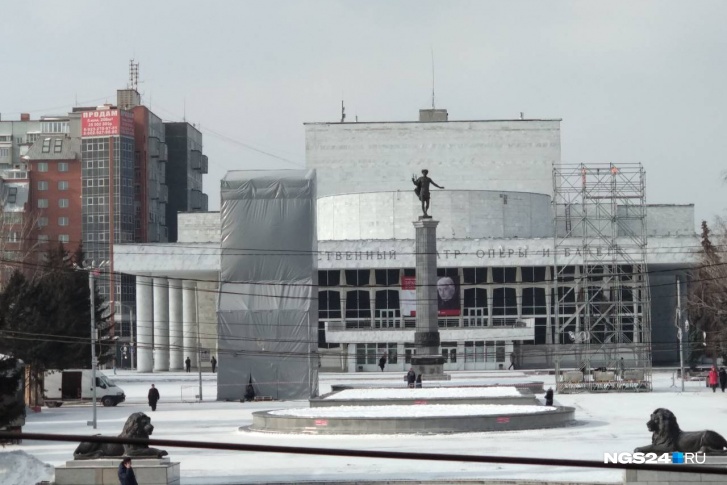 Заинтересованные красноярцы удивились конструкциям Заинтересованные красноярцы удивились конструкциям