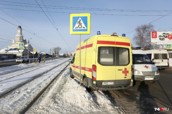ДТП случилось в среду утром на остановке «Тепличная» ДТП случилось в среду утром на остановке «Тепличная»