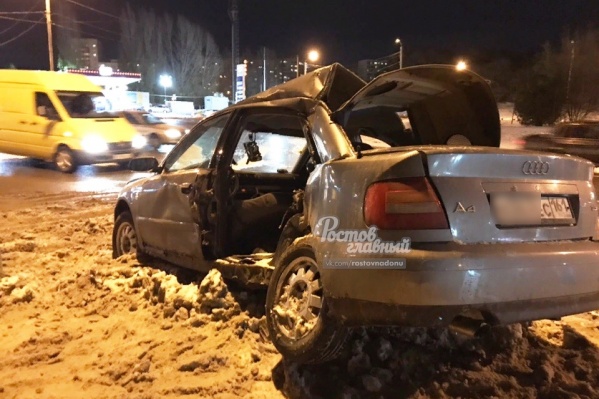 Автомобиль получил сильные механические повреждения Автомобиль получил сильные механические повреждения