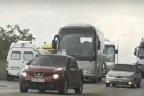 Авария произошла в Советском районе Челябинска Авария произошла в Советском районе Челябинска 