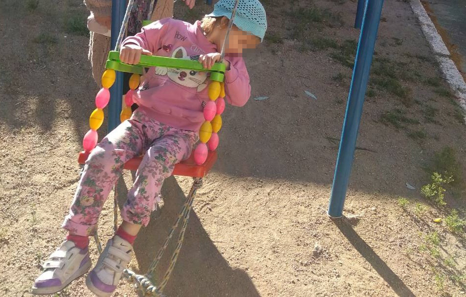 Пытались скрыть: в детдоме Челябинска при странных обстоятельствах получила ожоги трёхлетняя девочка