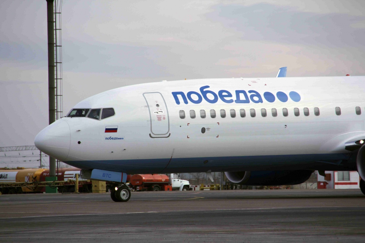В Волгограде после экстренной посадки в Астрахани приземлился рейс из столицы
