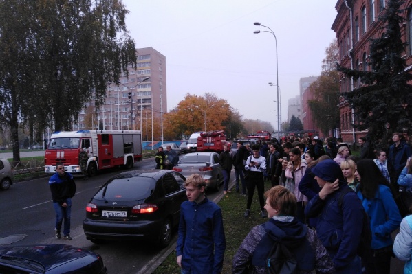 ЧП случилось во время уроков ЧП случилось во время уроков 