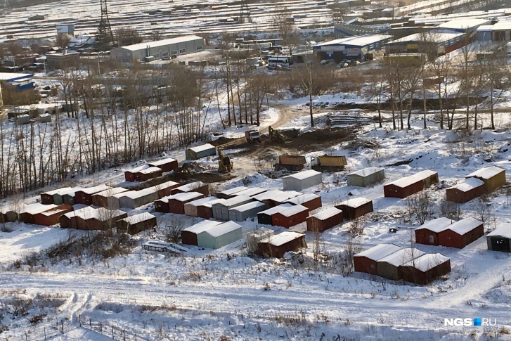 После сноса гаражей освободится участок площадью 2,4 гектара После сноса гаражей освободится участок площадью 2,4 гектара
