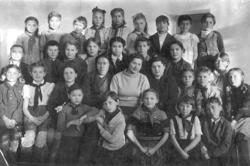 Школа в 40-х годах Школа в 40-х годах