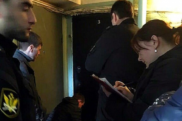 Дверь удалось открыть только по решению суда Дверь удалось открыть только по решению суда