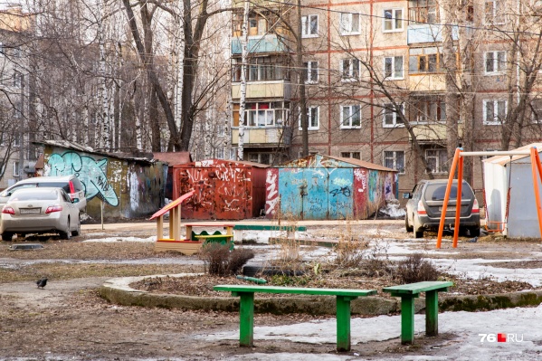 На 9-летнего мальчика около детской площадки напал мужчина На 9-летнего мальчика около детской площадки напал мужчина 