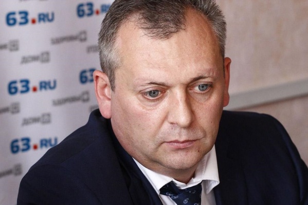 Чиновник работает в налоговой структуре с 2004 года Чиновник работает в налоговой структуре с 2004 года