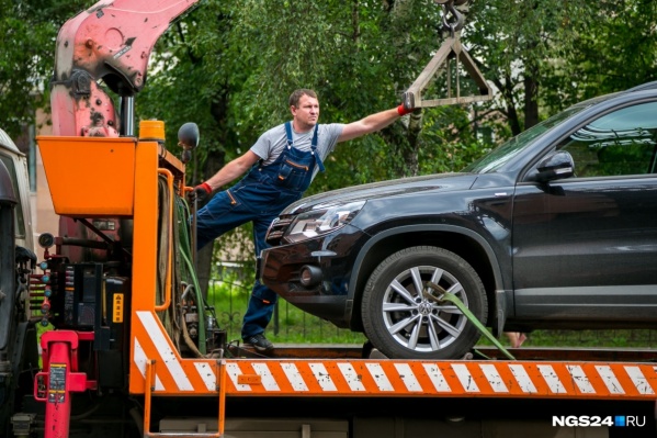 Мужчина приехал зарегистрировать авто, но отправился на скамью подсудимых Мужчина приехал зарегистрировать авто, но отправился на скамью подсудимых 