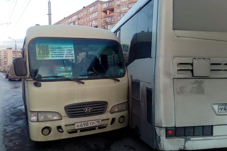 Водитель Hyundai не доехал до больницы: он скончался в машине скорой Водитель Hyundai не доехал до больницы: он скончался в машине скорой