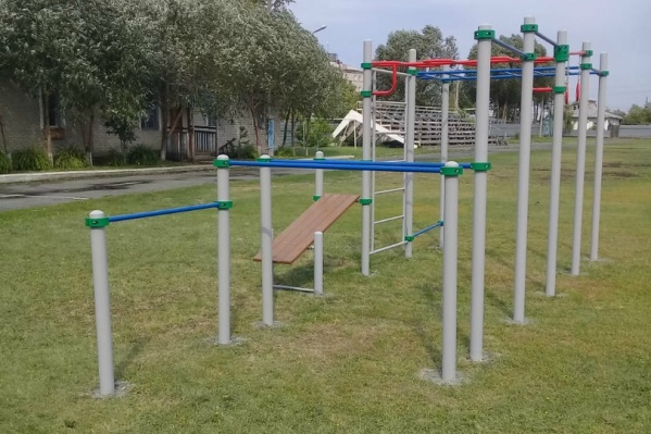 Пока спортивную площадку установили только в лицее № 12 Пока спортивную площадку установили только в лицее № 12