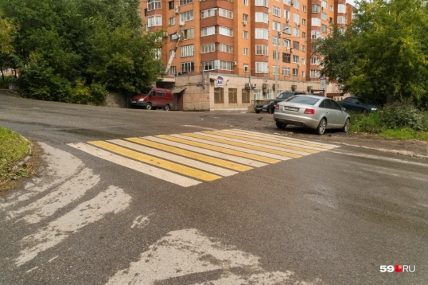 На этом месте мужчина напал на двух школьников На этом месте мужчина напал на двух школьников