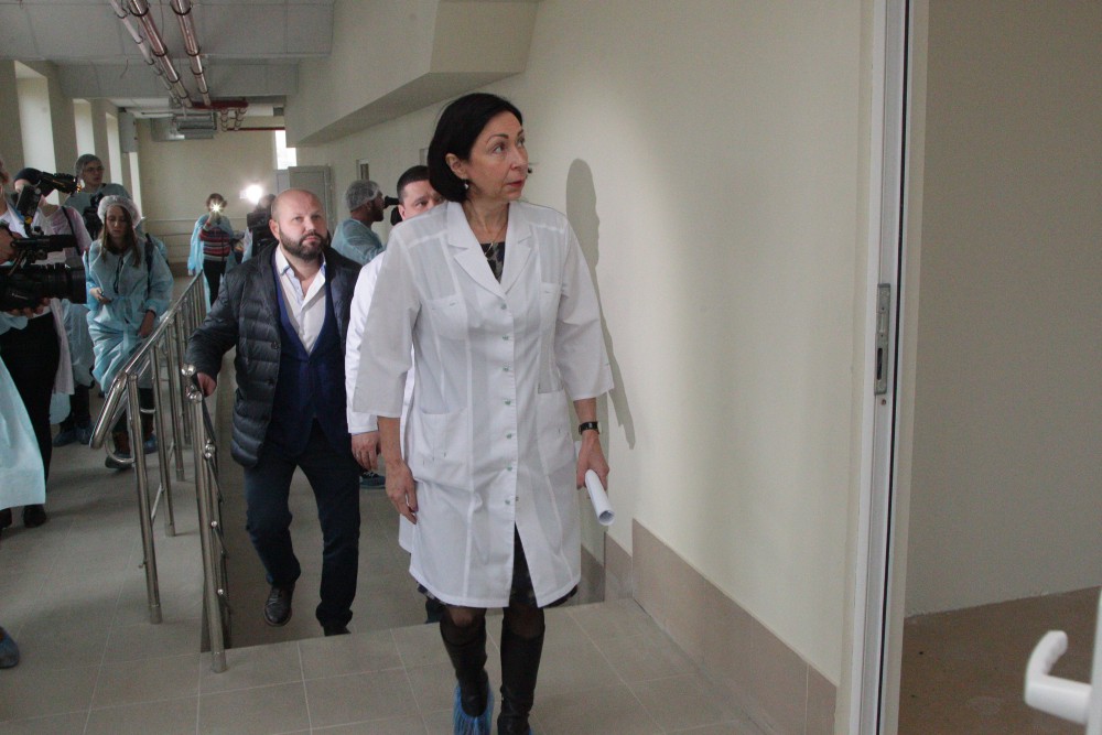 ...и, по словам врио губернатора, отвечает «за самые эффективные направления работы мэрии» ...и, по словам врио губернатора, отвечает «за самые эффективные направления работы мэрии»