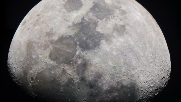 На этой неделе уральцы смогут увидеть, как Луна сблизится с планетой Уран