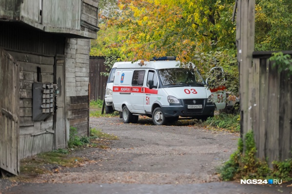 Парня доставили в больницу, где врачи удалили селезенку Парня доставили в больницу, где врачи удалили селезенку