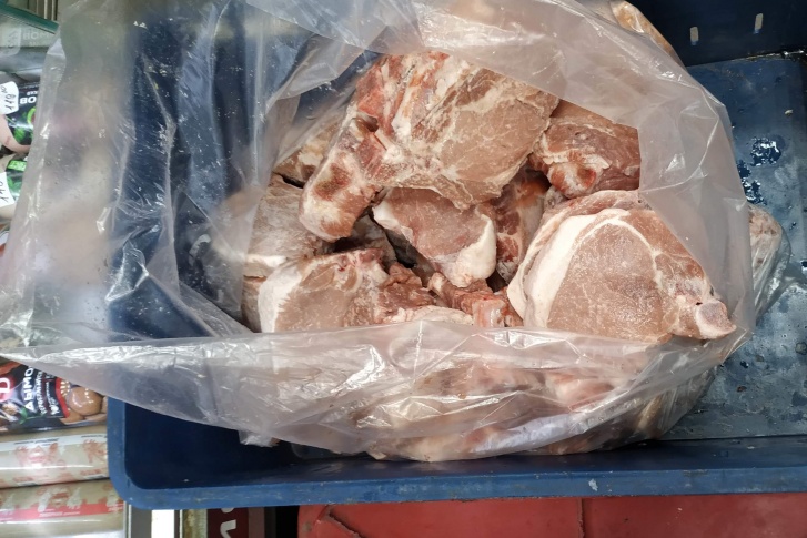 Мужчина продавал сотни килограммов мяса без документов 