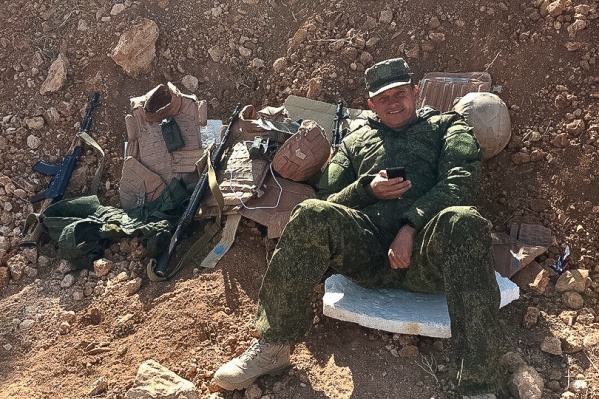 Сергей Петин сделал эту фотографию за несколько дней до крушения Ан-26 на военной базе в Сирии 6 марта 2018 года Сергей Петин сделал эту фотографию за несколько дней до крушения Ан-26 на военной базе в Сирии 6 марта 2018 года