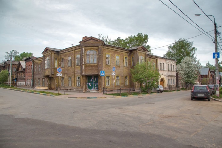 Дом 49/6 по ул. Студеная — это известный дом Седова, построенный в стиле «модерн» Дом 49/6 по ул. Студеная — это известный дом Седова, построенный в стиле «модерн»