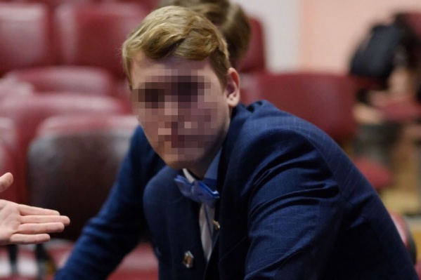 Подростку было 17 лет Подростку было 17 лет