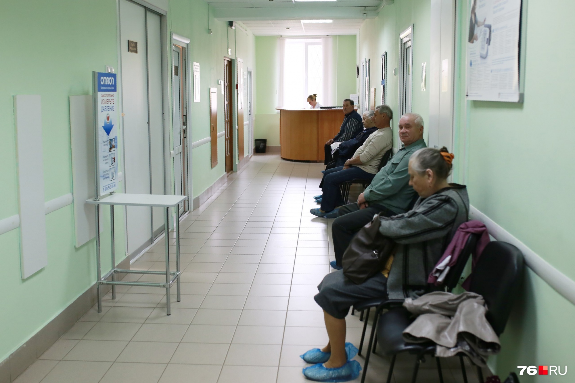 После 50 лет узлы на щитовидной железе встречаются у половины женщин и 20% мужчин После 50 лет узлы на щитовидной железе встречаются у половины женщин и 20% мужчин