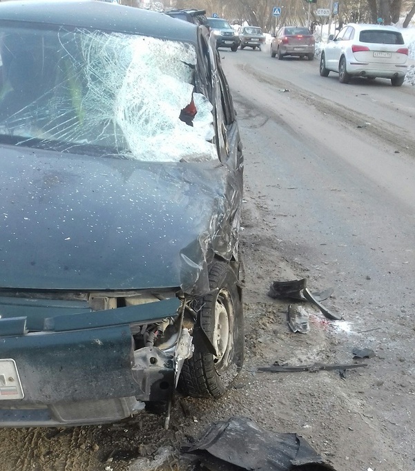Авария случилась возле пересечения с улицей Брестской