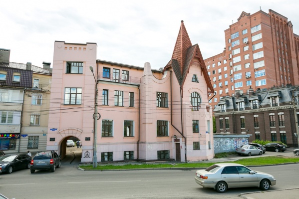 Городовые будут следить за внешним обликом домов Городовые будут следить за внешним обликом домов