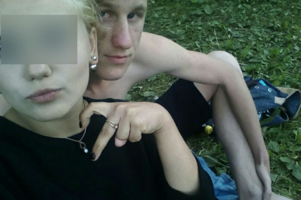 Сейчас девочка рассказывает, где была с любимым все эти дни Сейчас девочка рассказывает, где была с любимым все эти дни